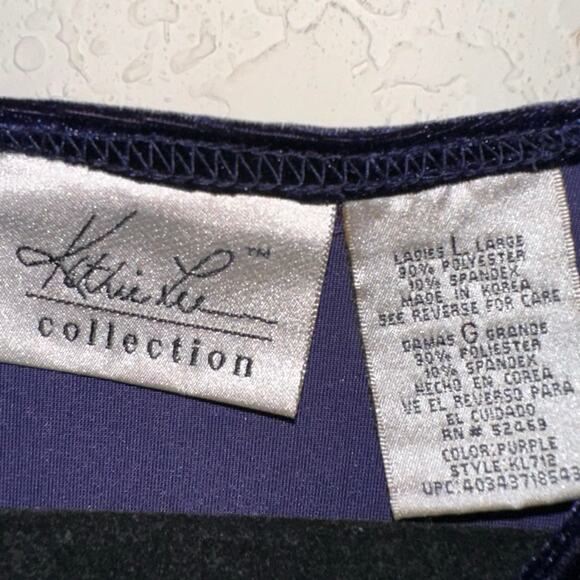 Kathie Lee Collection Vintage Purple Velour  V Neck Short Sleeve Blouse - Picture 3 of 4